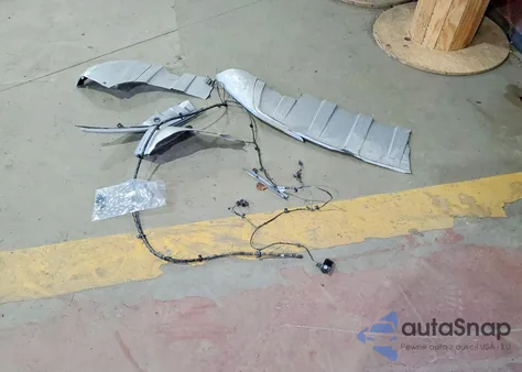 2018 Bentley Bentayga z USA, uszkodzony, nr VIN SJAAC2ZV6JC017487